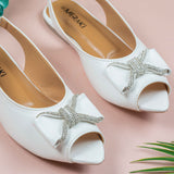 Paloma White Flat shoe for women