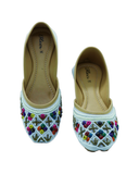 Emaan White Jutti for Women